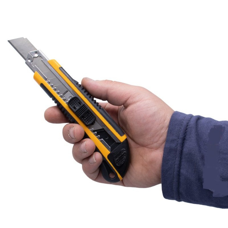 کاتر اینکو مدل HKNS-1805 به همراه تیغ کاتر