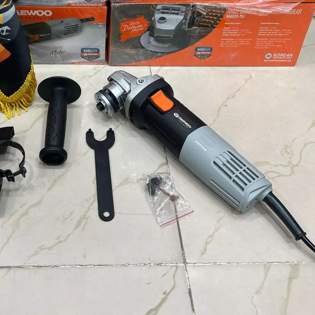 مینی سنگ مارک DAEWOO مشخصات فنی سایز صفحه 115 میلیمتر ولتاژ دستگاه 750 وات