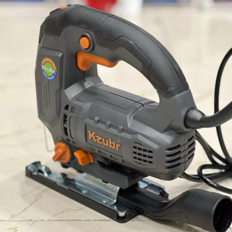 اره عمود بر برقی زوبر مدل K10215 توان 710 دور موتور 1500 الی 3100 دور در دقیقه ولتاژ برق 220 کپی