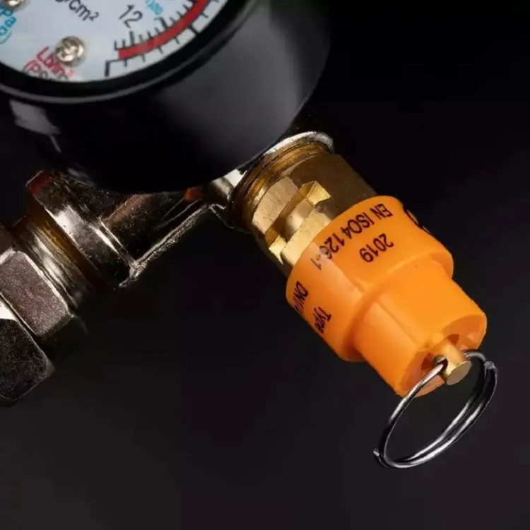 کمپرسور باد 25 لیتری رونیکس کد RC-2510