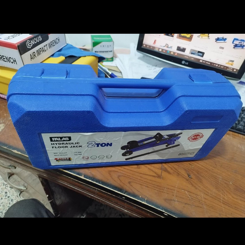 جک سوسماری خودرو پالاس مدل P1202 ظرفیت 2 تن