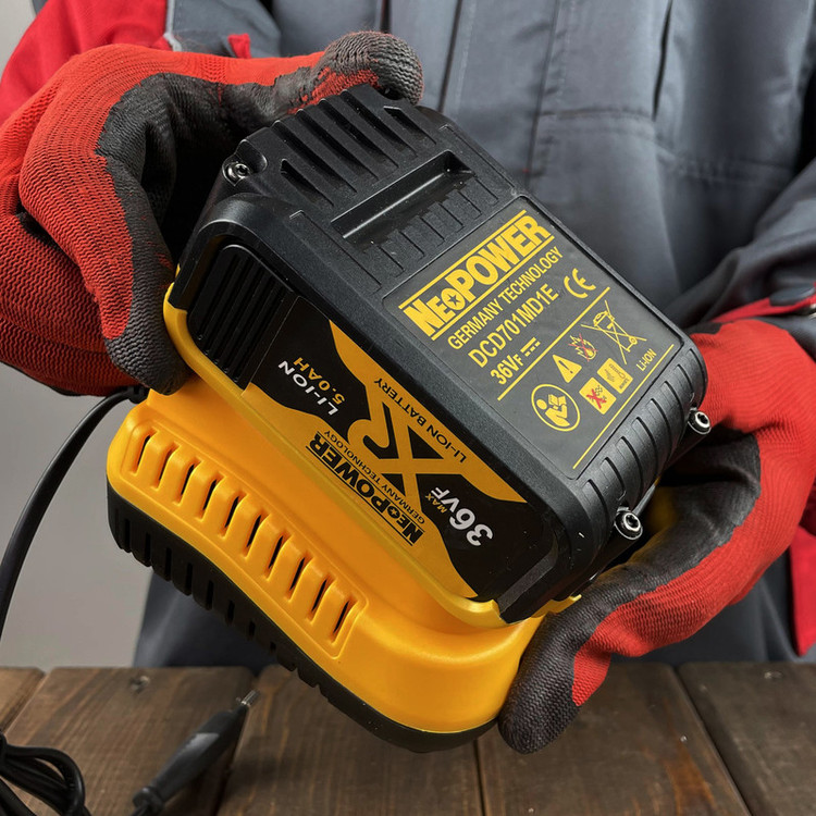 مجموعه 31 عددی دریل پیچ گوشتی چکشی نئو پاور مدل DCD710Dk2